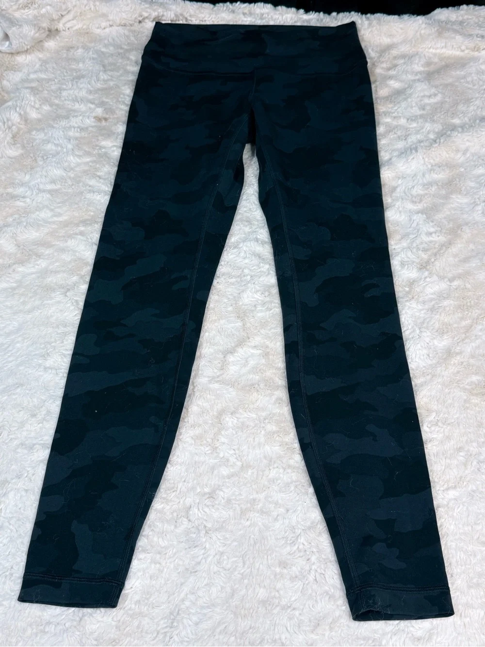 lululemon athletica Black/Camo High-Rise Leggings - Picture 4 of 6